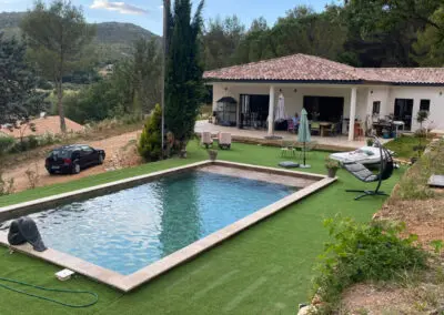 travaux de rénovation de piscine privée en béton