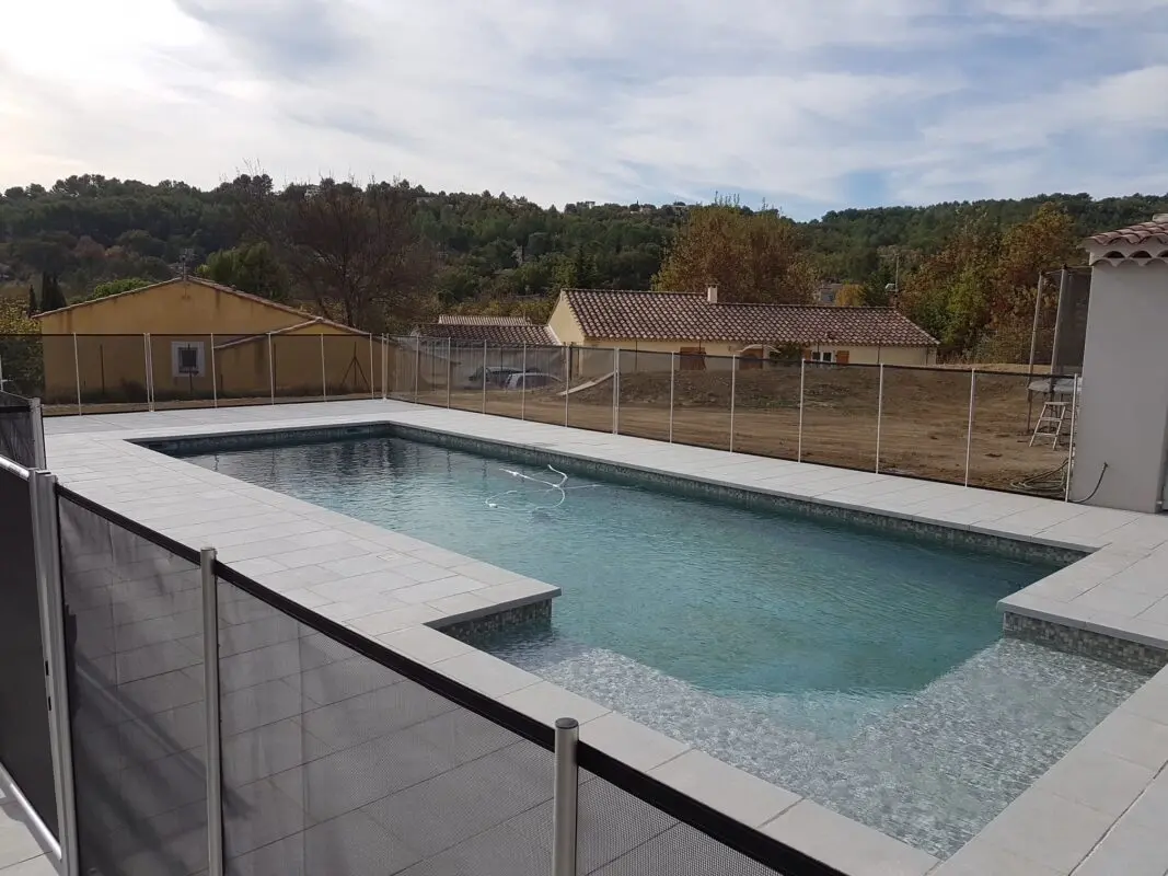 construction piscine la destrousse 13 fini